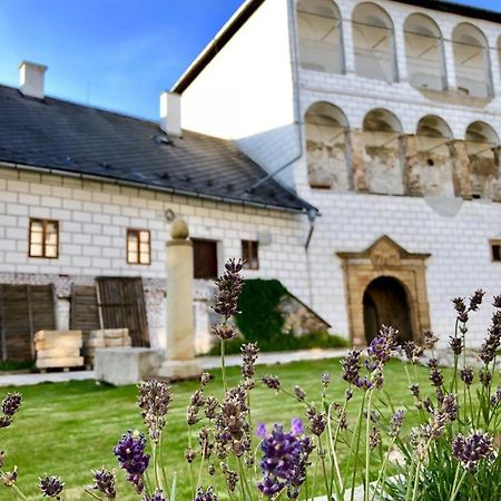 zámek Kolštejn - hotel Chateau Goldenstein Branná Kültér fotó