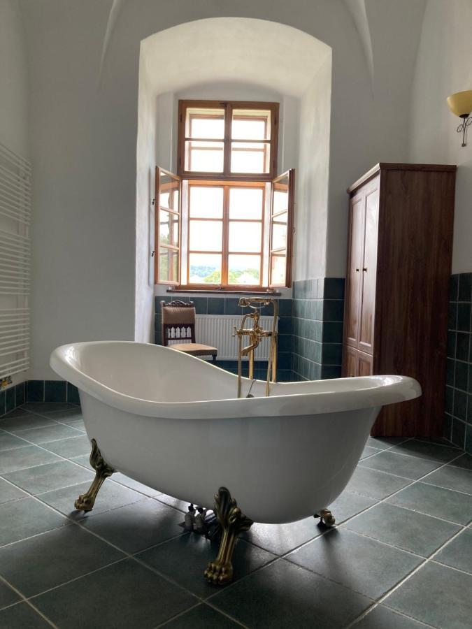 zámek Kolštejn - hotel Chateau Goldenstein Branná Kültér fotó
